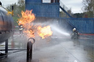 6canstockphoto1885473